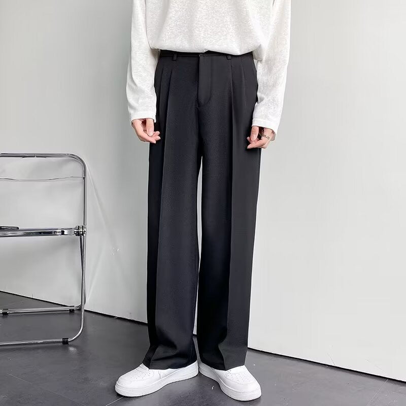CLASSIC PLEATED PANTS